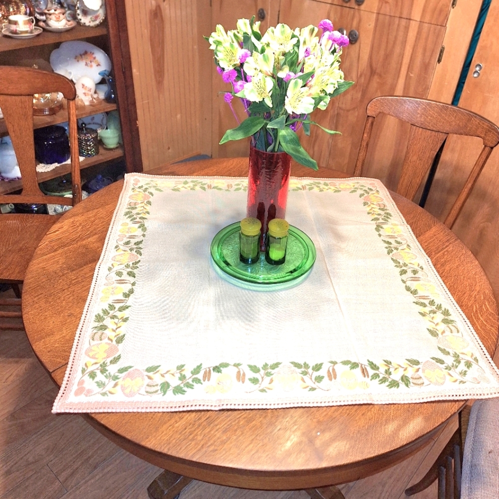 Tischdecken & Fronteir, made in Germany, Easter Tablecloth 31X 32